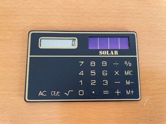 Zak rekenmachine op Solar In hoesje, Ophalen of Verzenden, Gebruikt