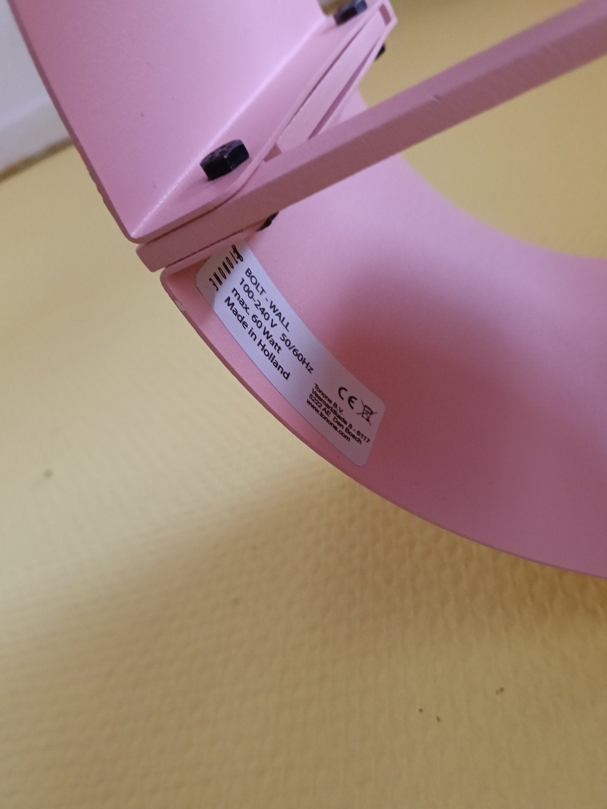Tonone bolt wall install designlamp, Ophalen of Verzenden, Zo goed als nieuw