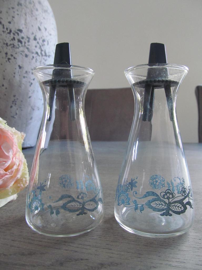 Pyrex Old Town Blue Onion Peper en Zout Potje Vintage, Overige typen, Ophalen of Verzenden, Overige stijlen, Glas