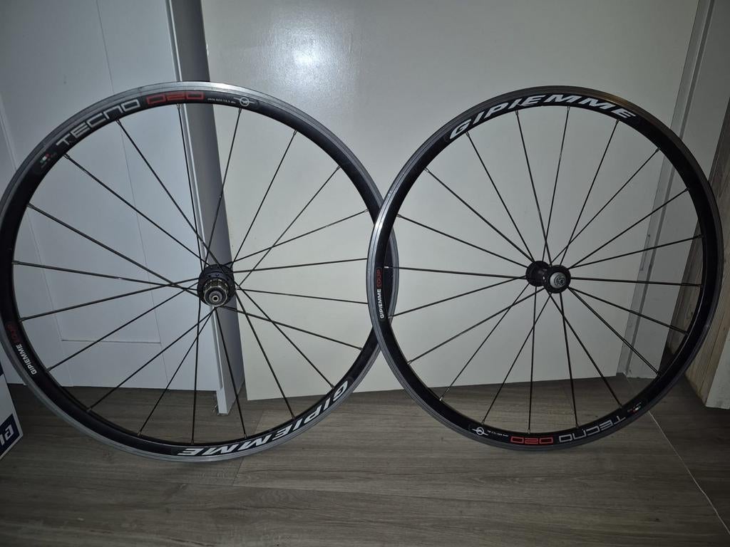 Gipiemme Tecno 020 racewielen set, Ophalen, Gebruikt, Wiel