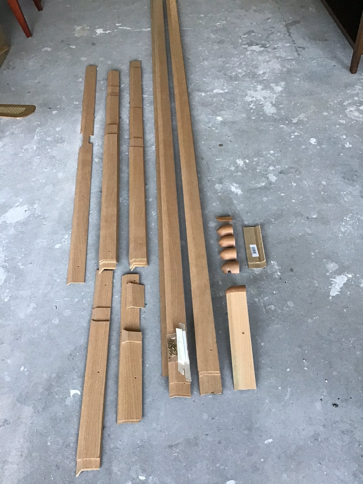 Overzetplinten beuken 13 stuks van 2,5 meter., Doe-het-zelf en Verbouw, Plinten en Afwerking, Ophalen, Overige materialen, Gebruikt
