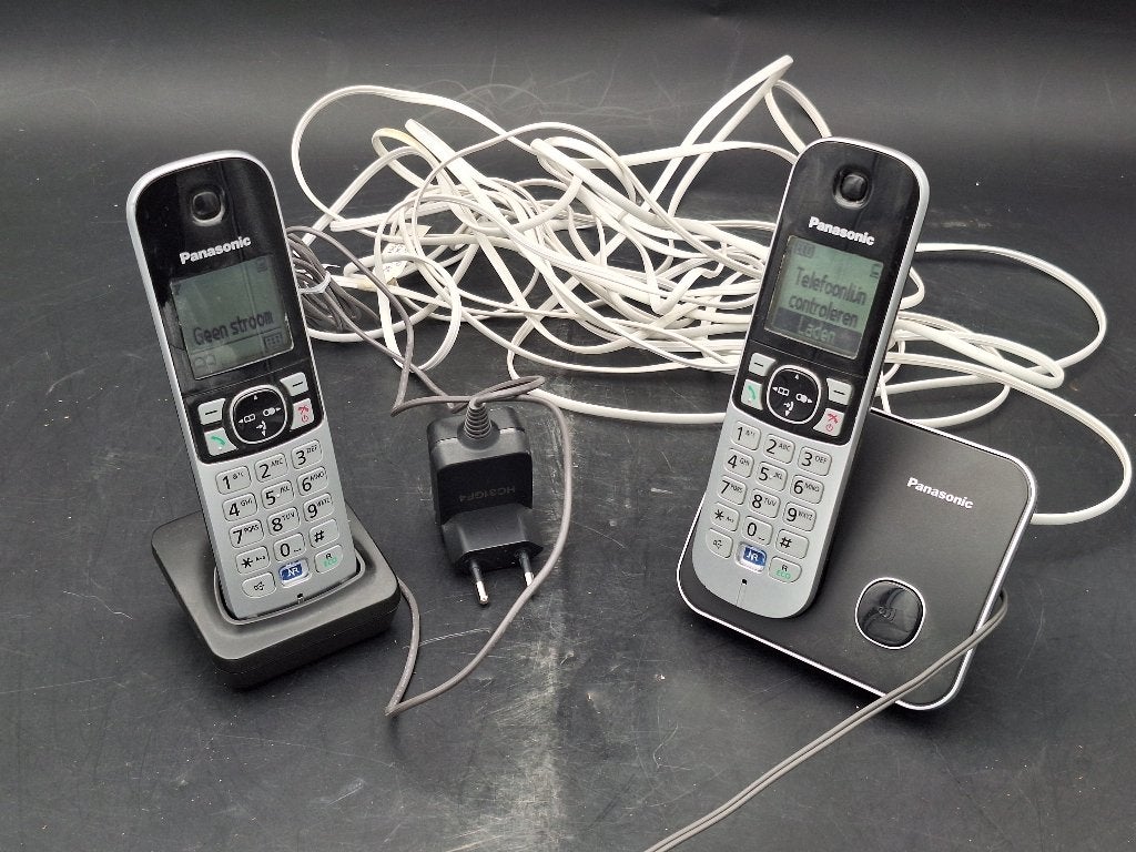 vaste telefoon van Panasonic met 2 handsets, nieuwstaat, Telecommunicatie, Vaste telefoons | Handsets en Draadloos, Ophalen of Verzenden