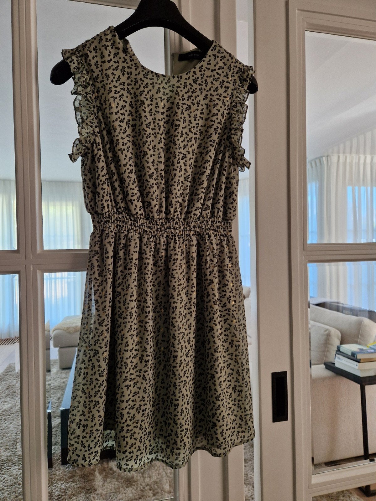 mooi  feestelijk jurkje  maat M, Kleding | Dames, Ophalen of Verzenden, Zo goed als nieuw, Maat 38/40 (M), Zwart