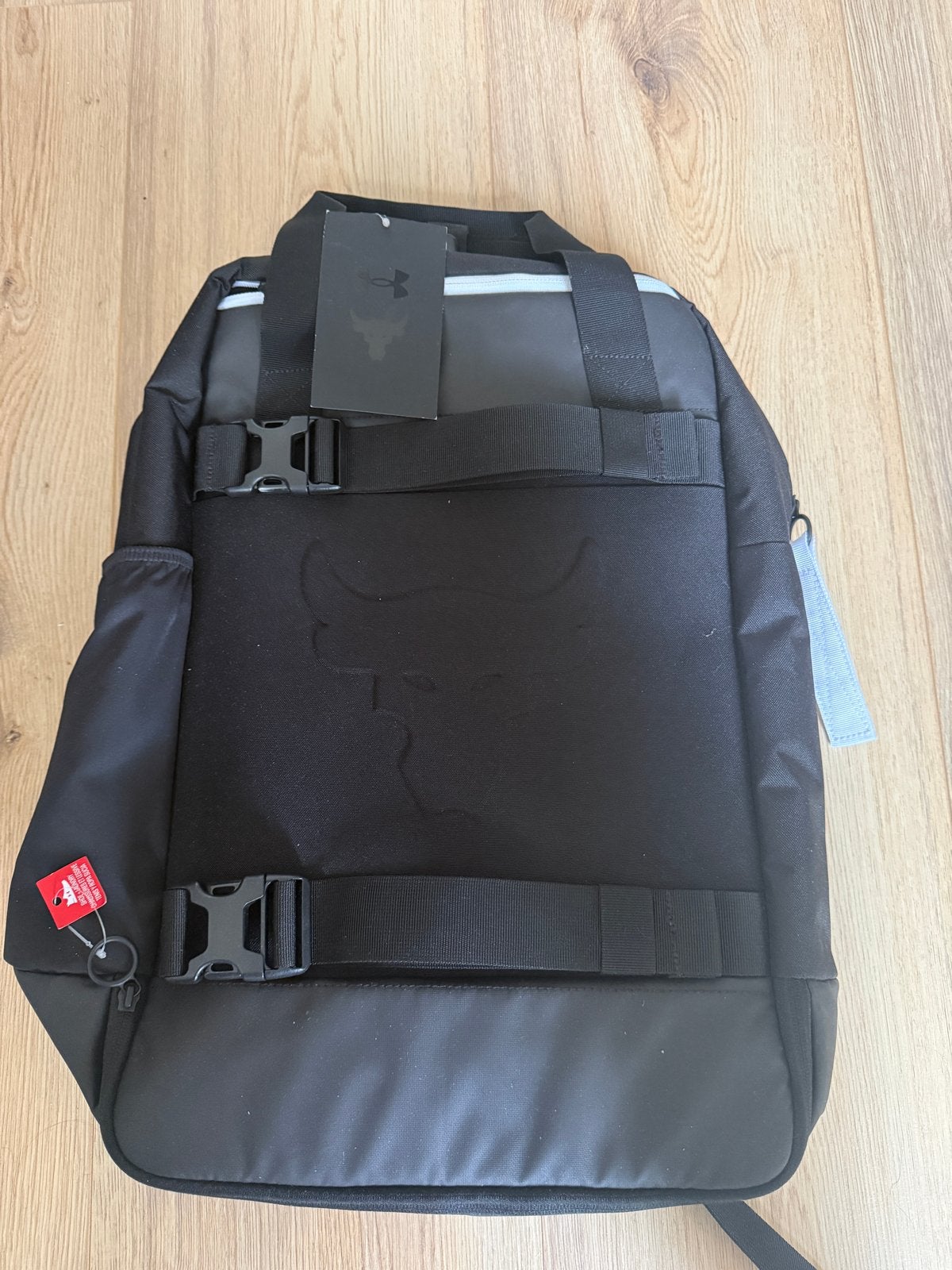 Under Armour Project Rock Brahma rugzak - Nieuw met kaartjes, 25 tot 40 cm, Nieuw, Waterdicht, Ophalen