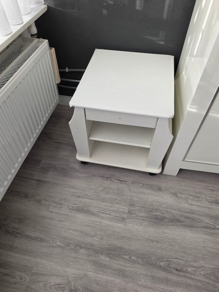 Huis spullen, Ophalen, Zo goed als nieuw, Grijs, Vijf, Zes of meer stoelen