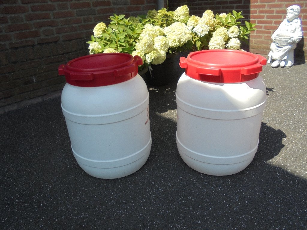 2 Curtec wijdmondvaten 55 ltr. met schroefdeksel., Ophalen, Overige soorten