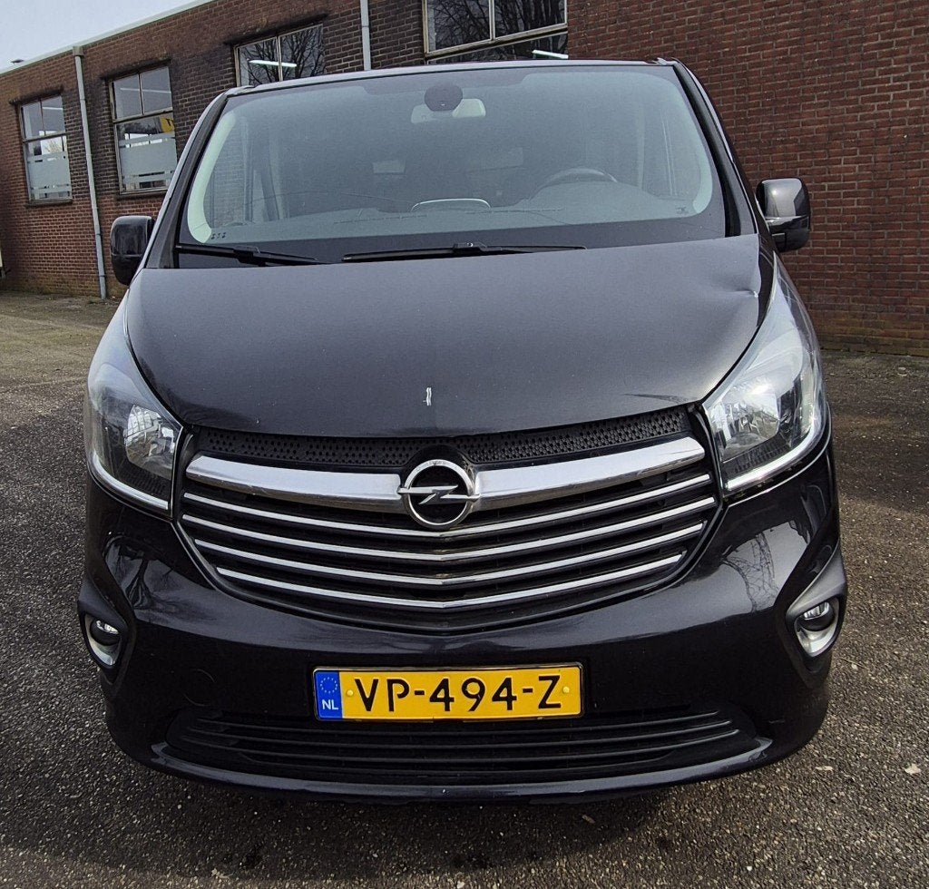 Opel Vivaro 1.6 D 3 persoons voor de export, Euro 5, Stof, 4 cilinders, 2000 kg