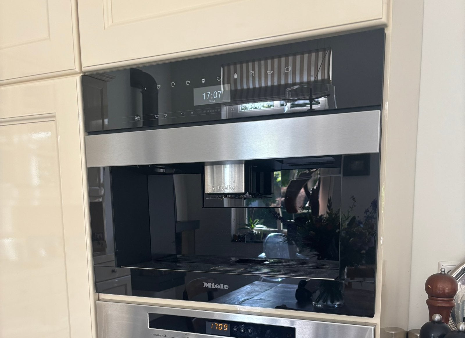 Miele inbouw koffiemachine 1 jr oud!, Witgoed en Apparatuur, Ophalen, Zo goed als nieuw