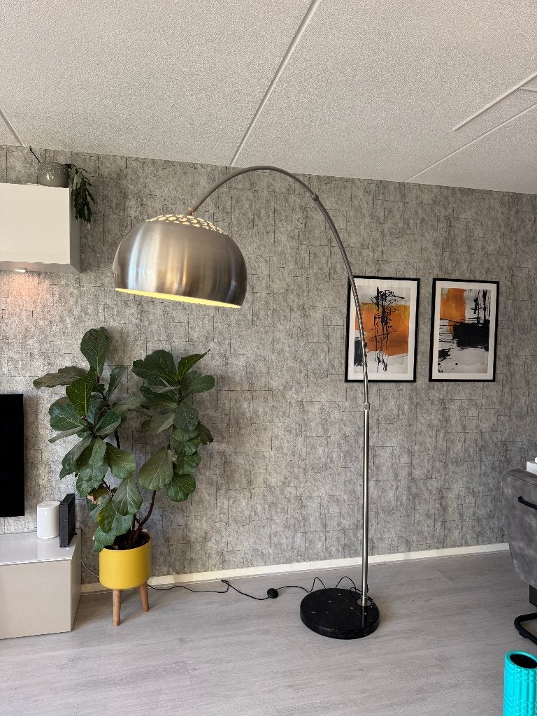 Luxe Design Booglamp met Zwart Marmeren Voet - Uitschuifbaar, Huis en Inrichting, Lampen | Vloerlampen, Ophalen, Gebruikt, Design