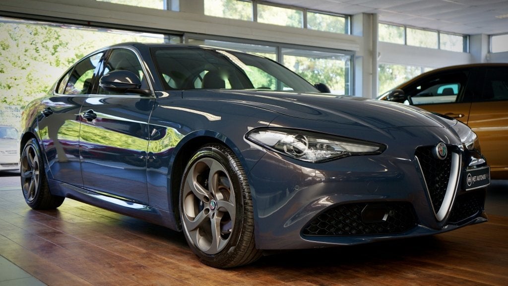 Alfa Romeo Giulia 2.0T Super | Sport uitlaat | leder | Breed, Auto's, Euro 6, 4 cilinders, Automatische klimaatregeling, 1600 kg