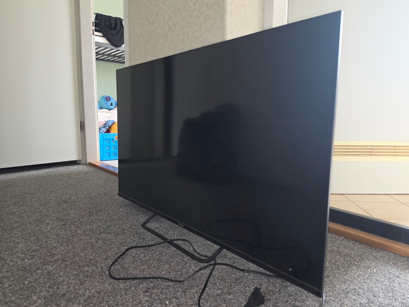 Salora 43XUV3300 TV - 43 inch, zonder afstandsbediening, Bototaal, Bototaal, 100 cm of meer, 4k (UHD)