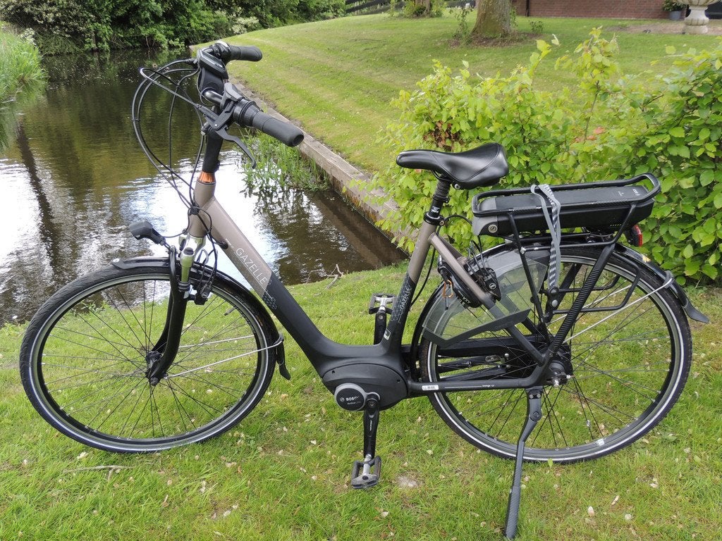 Gazelle Orange C7 HMB Framemaat 53 cm 400 WH accu, Wilhelminaweg 8
6951 bp  Dieren, NL, Gazelle, Info@gazelle.nl, Zo goed als nieuw