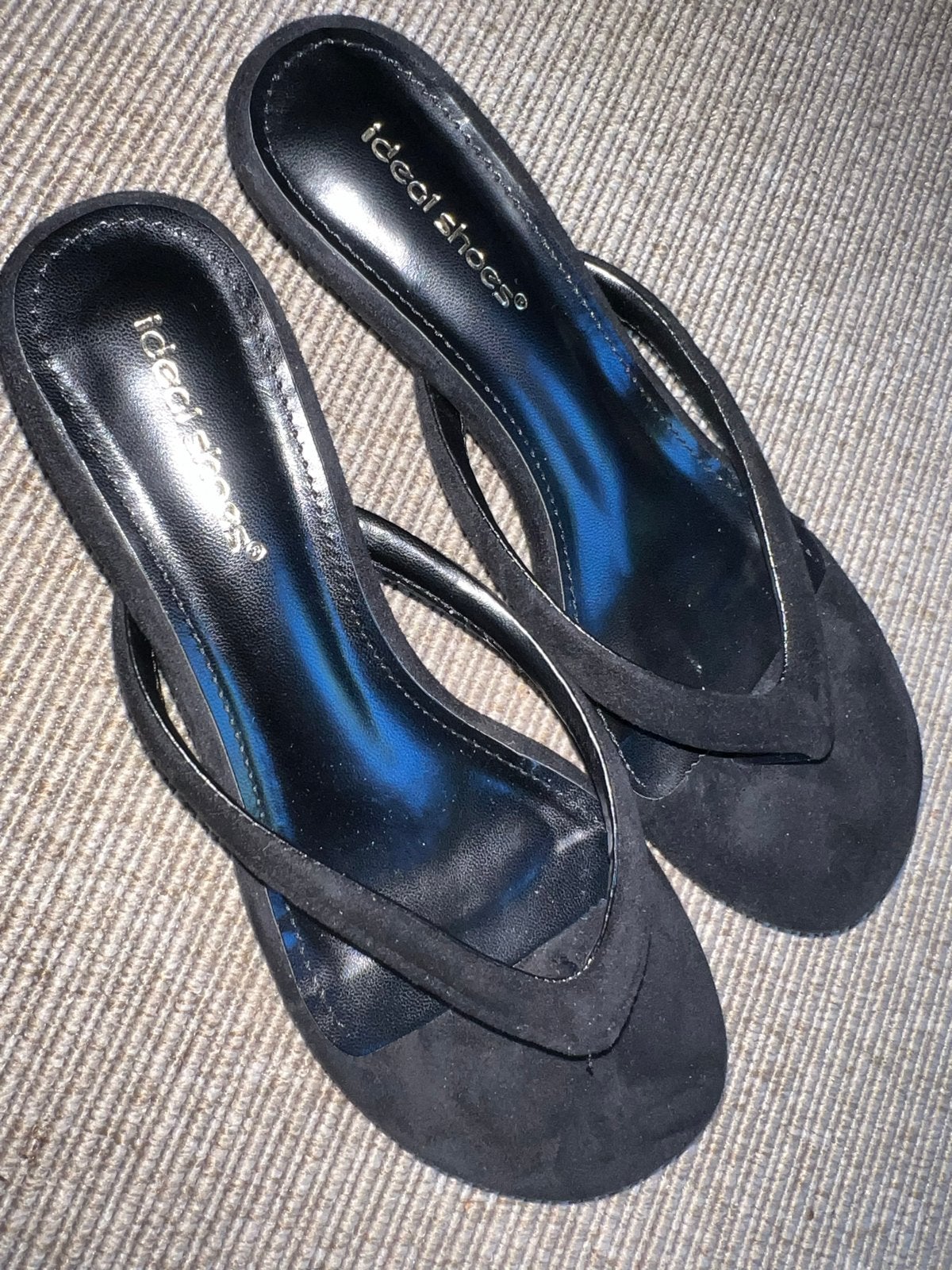 Zwarte Ideal Shoes Slippers met Hak Maat 38, Kleding | Dames, Schoenen, Ophalen of Verzenden, Zo goed als nieuw, Zwart, Slippers