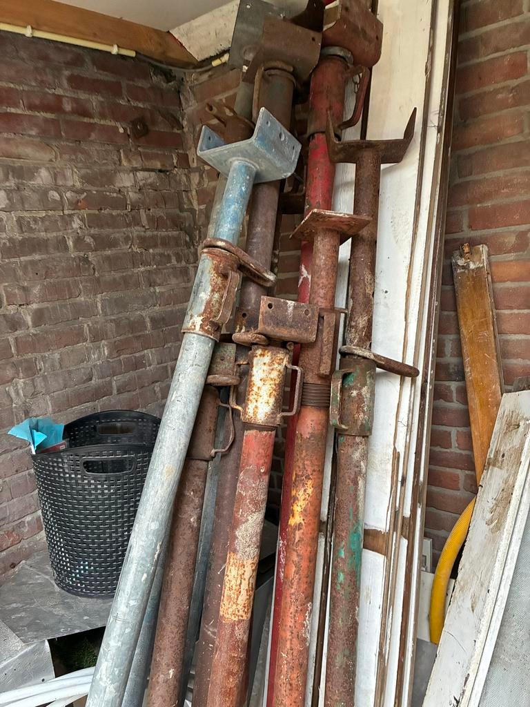 Te koop 10 bouwstempels - Gebruikt, Doe-het-zelf en Verbouw, Ophalen of Verzenden, Gebruikt, Overige typen, 2 tot 5 meter