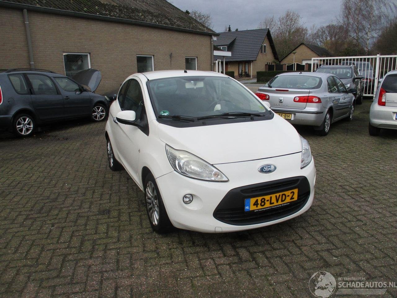 Ford Ka 1.2 Titanium X (bj 2010), Auto diversen, Schadeauto's, 1242 cc, Wit, Handgeschakeld, Henry-Ford-Straße  1 ,50735, Köln, Deutschland