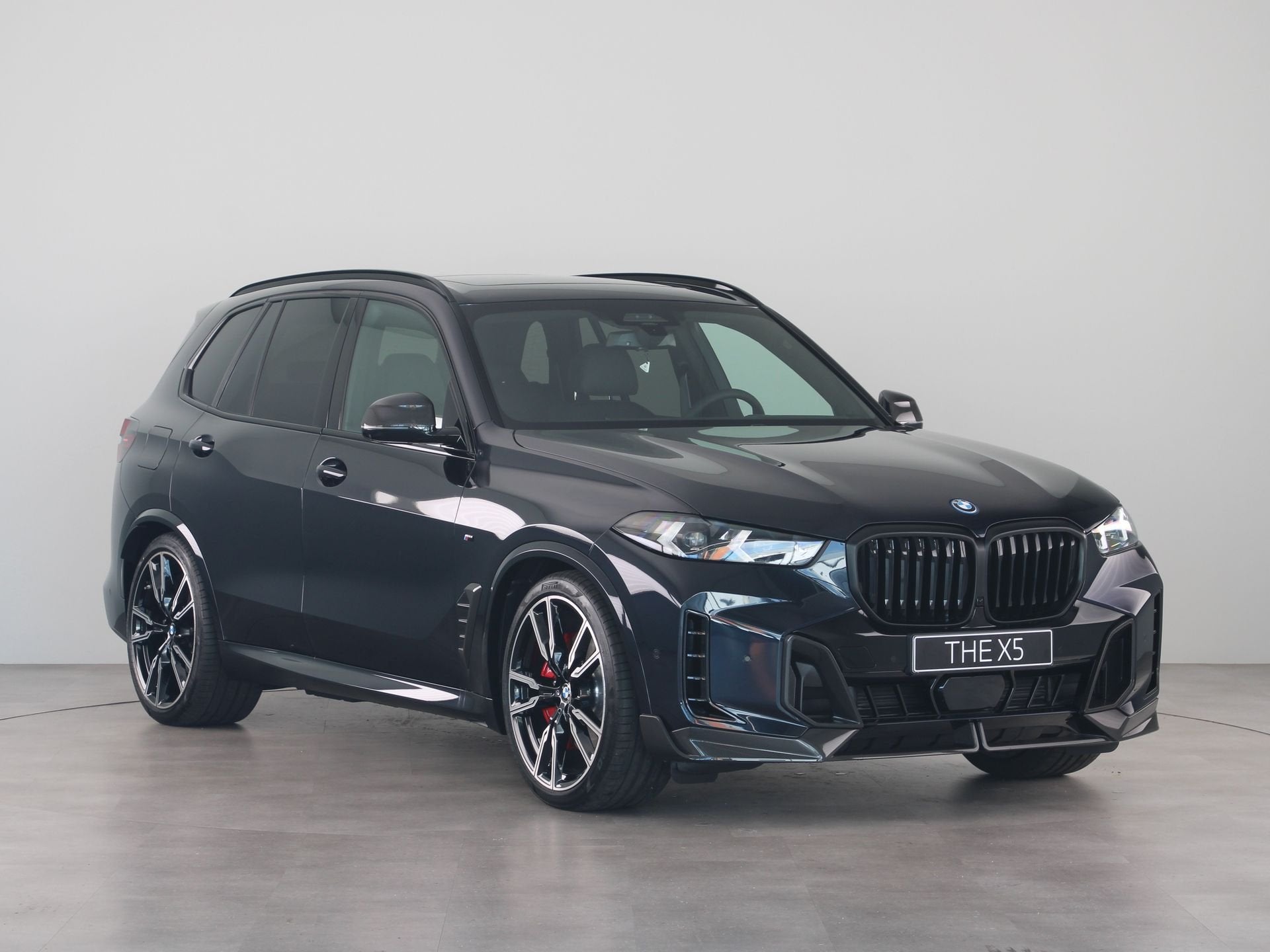 BMW X5 xDrive50e M Performance parts (bj 2026, automaat), Auto's, Automaat, 2395 kg, Blauw, Overige brandstoffen