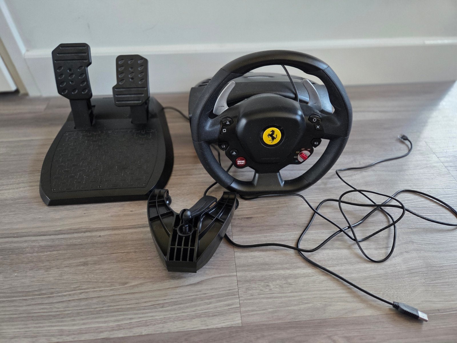 Thrustmaster T80 Ferrari 488 GTB Edition Racestuur, Ophalen, Racestuur, PlayStation, Zo goed als nieuw