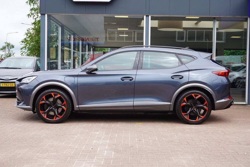 Cupra Formentor 1.4 e-Hybrid VZ Performance | Automaat | Vol, Auto's, Gebruikt, 4 cilinders, Leder en Stof, Hybride Elektrisch/Benzine