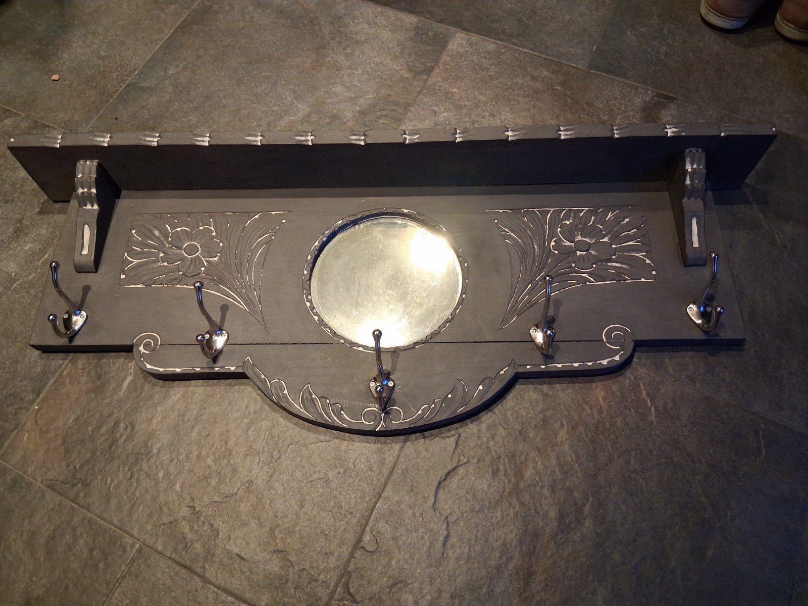 Vintage Wandkapstok met spiegel en houtsnijwerk, Huis en Inrichting, Ophalen, Gebruikt
