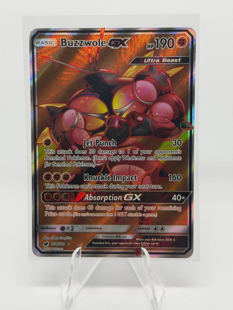 Buzzwole GX | Crimson Invasion | 104/111 | NM, Ophalen of Verzenden, Zo goed als nieuw, Losse kaart, Foil