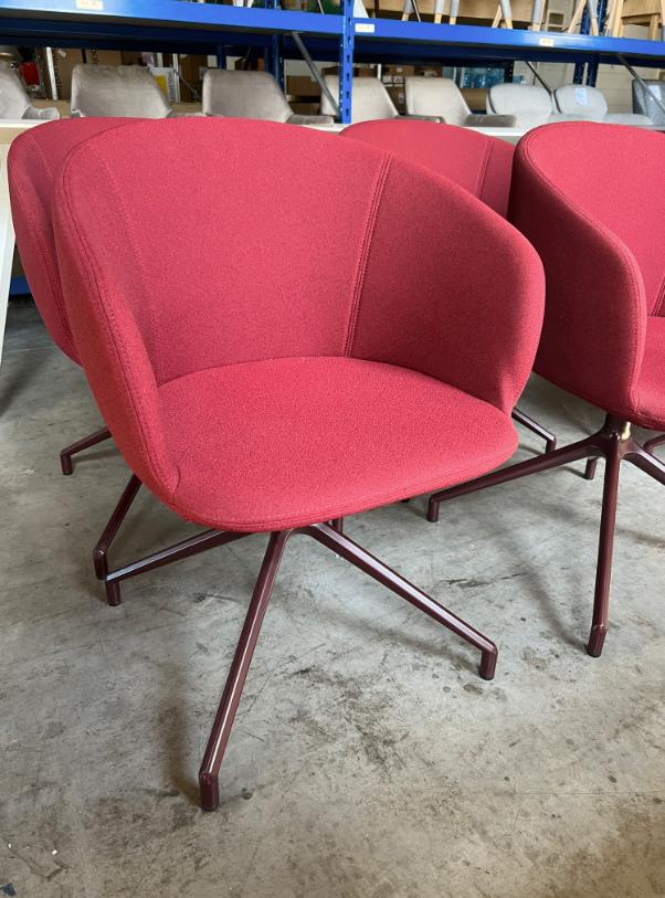MDD Grace Chair Stoel Swivel Rood Set 6 | €635 p stuk nu, Ophalen of Verzenden, MDD, MDD, Vijf, Zes of meer stoelen