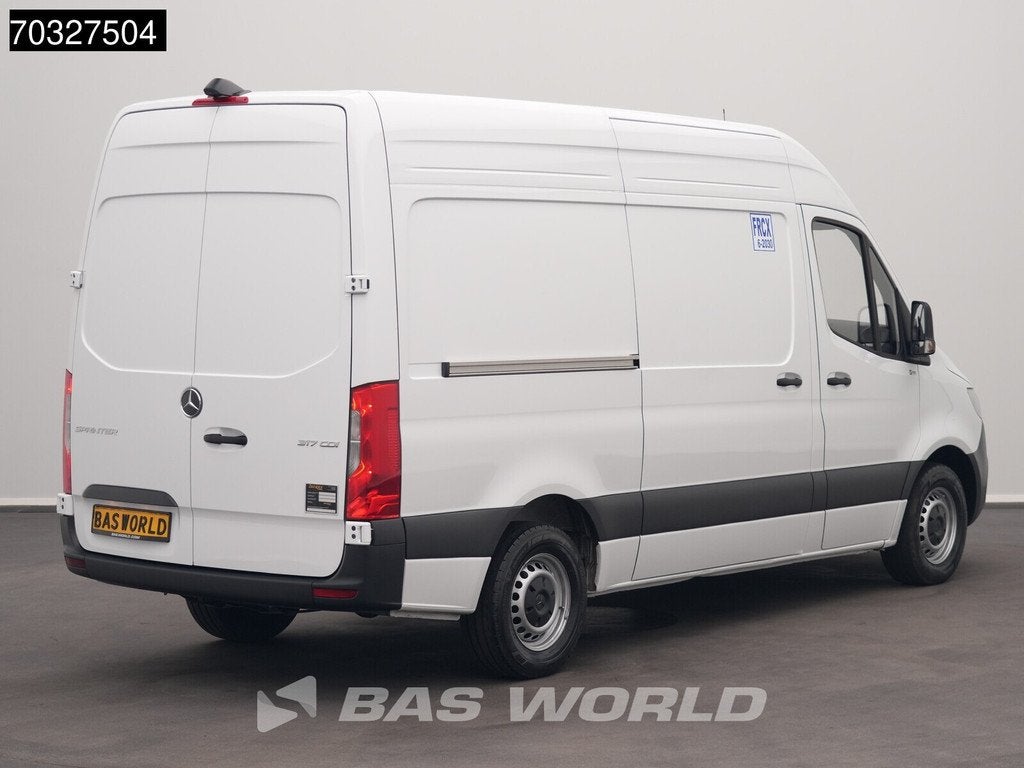 Mercedes Sprinter 317 CDI Koelwagen Vriezer 170PK L2H2 Airco, Auto's, Bestelauto's, Stof, Euro 6, 4 cilinders, Wit