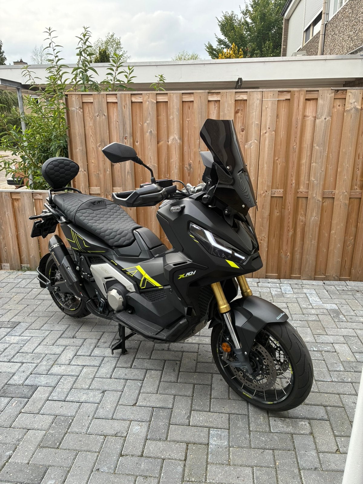 Honda X-ADV 750 | Akrapovič | Full Options |, Motoren, 2 cilinders, Occasion, 745 cc, ABS