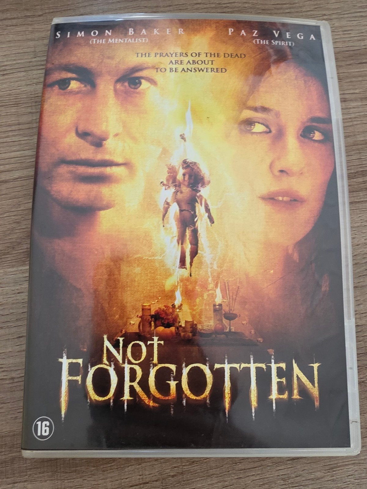 not forgotten, Alle leeftijden, Ophalen of Verzenden, Zo goed als nieuw