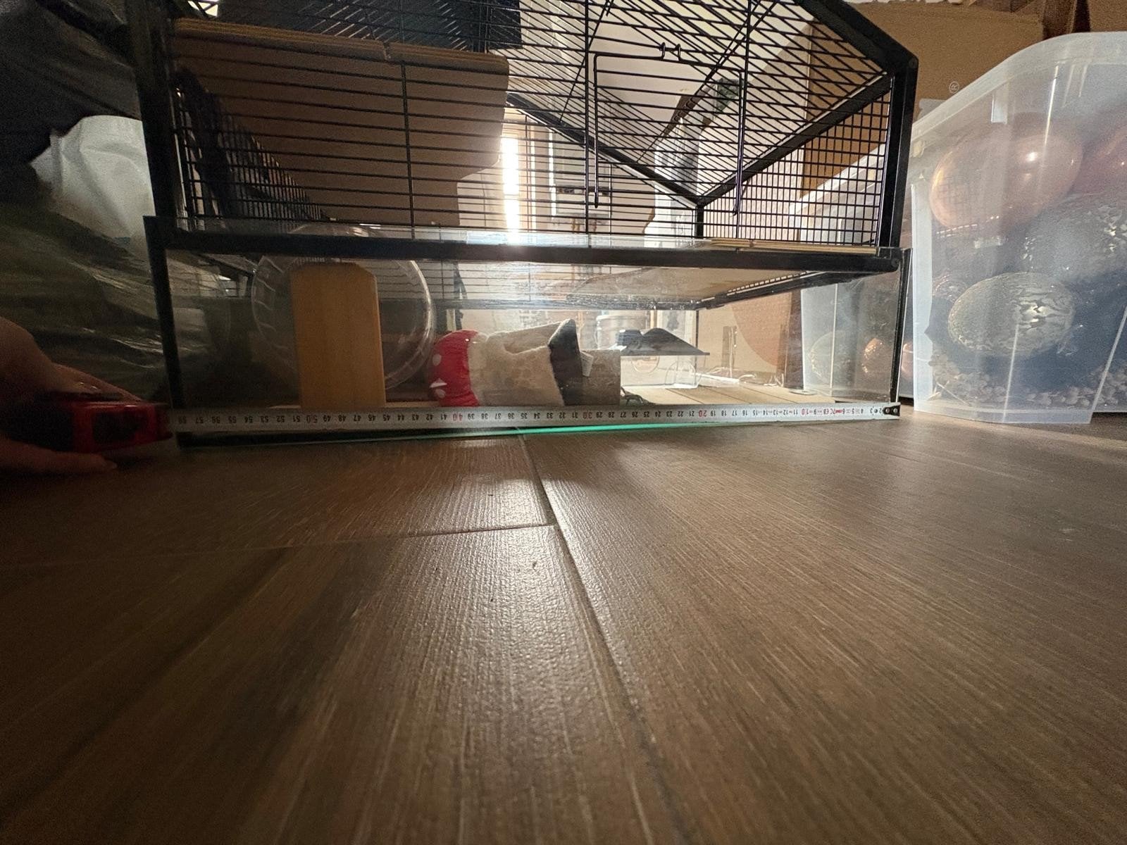 Foto 5 van kooi voor kleine hamstersoort met alle toebehoren