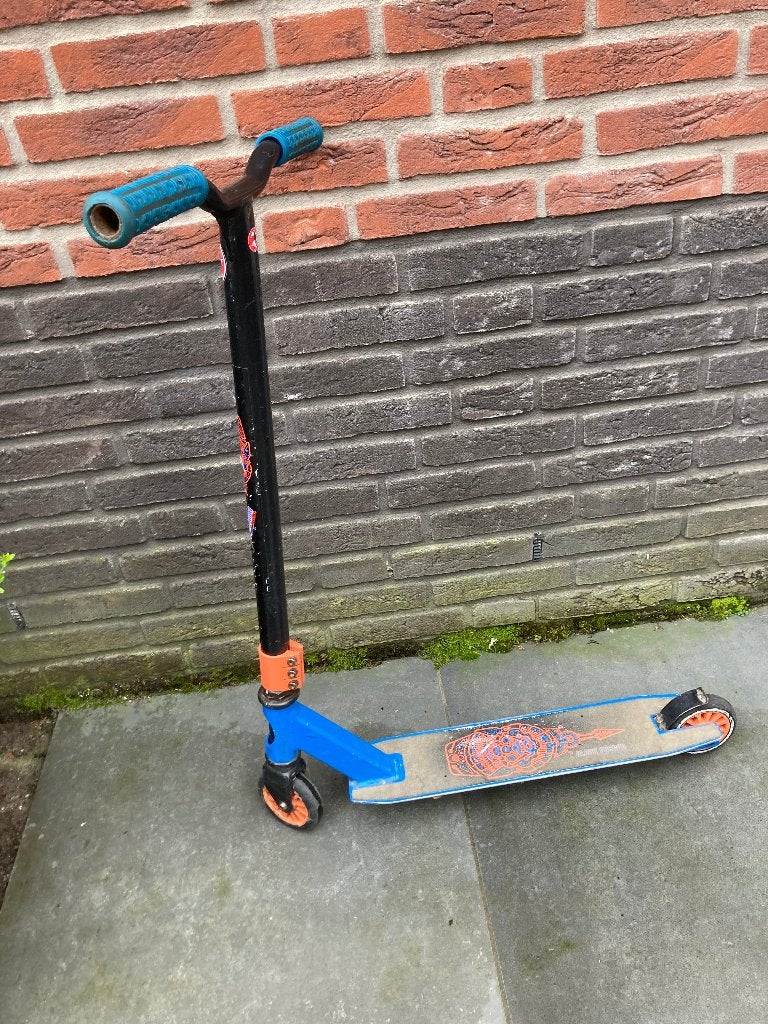 Stuntstep Black Dragon, Fietsen en Brommers, Steps, Ophalen, Gebruikt, Gewone step, Onbekend