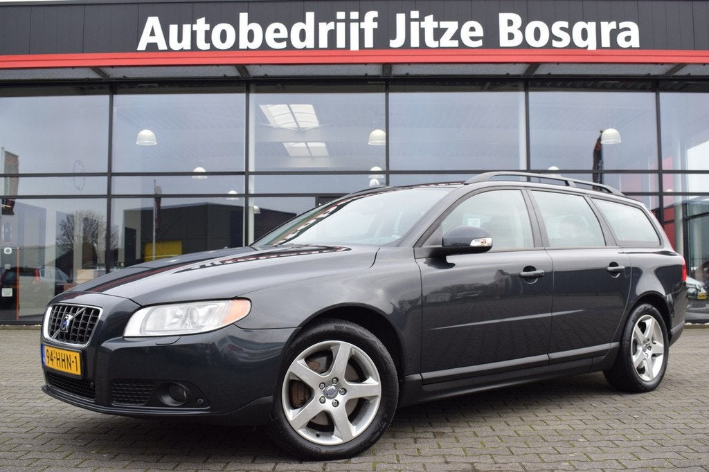 Volvo V70 3.2 AWD Automaat Kinetic Zwart Leder | Xenon | Dyn, Automaat, 238 pk, Met garantie (alle), 1686 kg