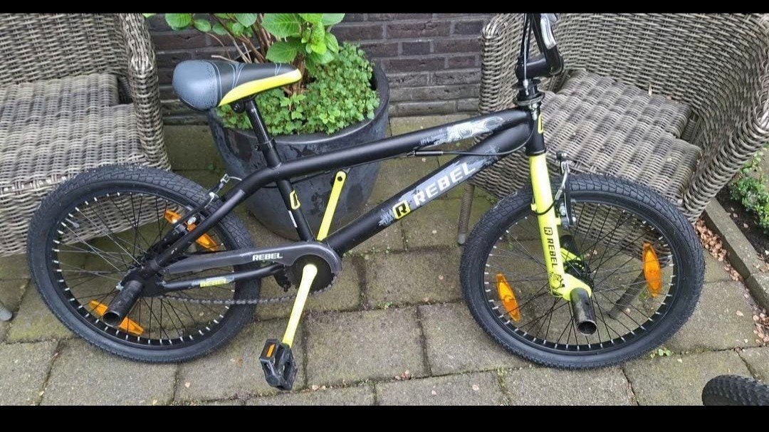 BMX Stuntfiets 20 inch - Rebel, Fietsen en Brommers, Fietsen | Crossfietsen en BMX, Ophalen, Staal, Velgrem, 20 tot 24 inch