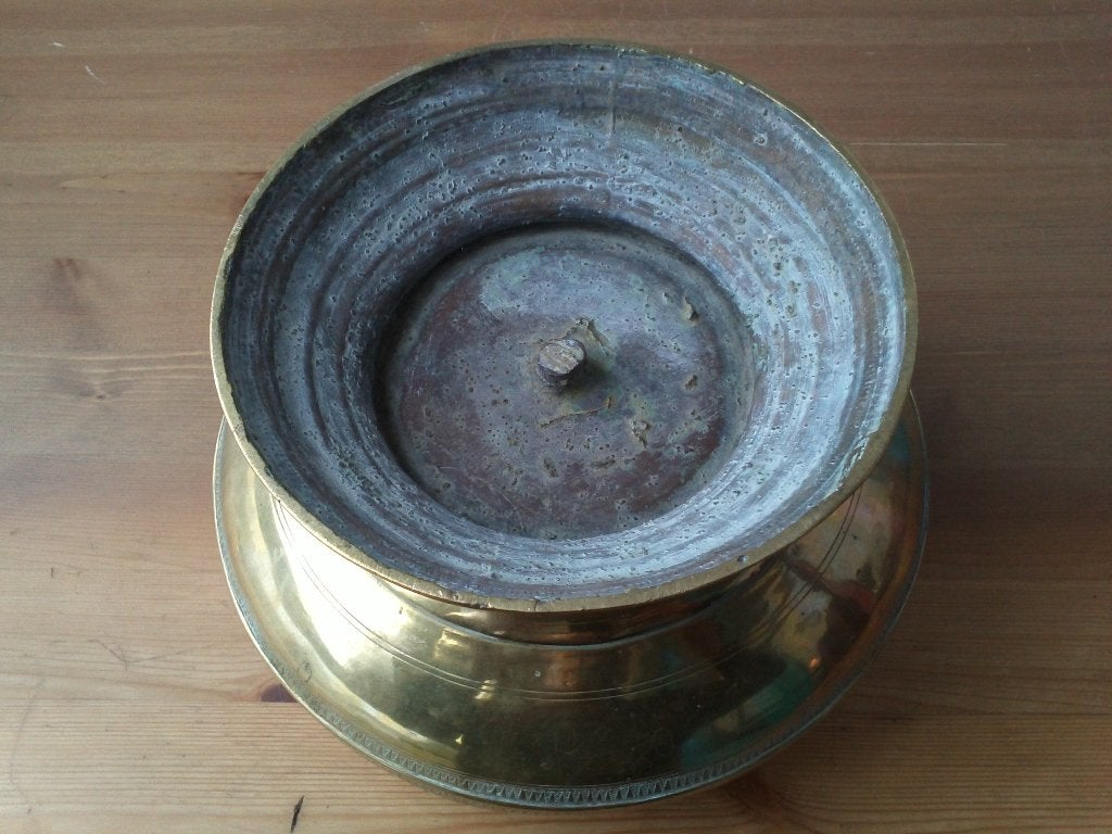 Prachtige zware antieke Oosterse kom van brons 21,5 cm., Ophalen of Verzenden, Handgemaakt, Brons