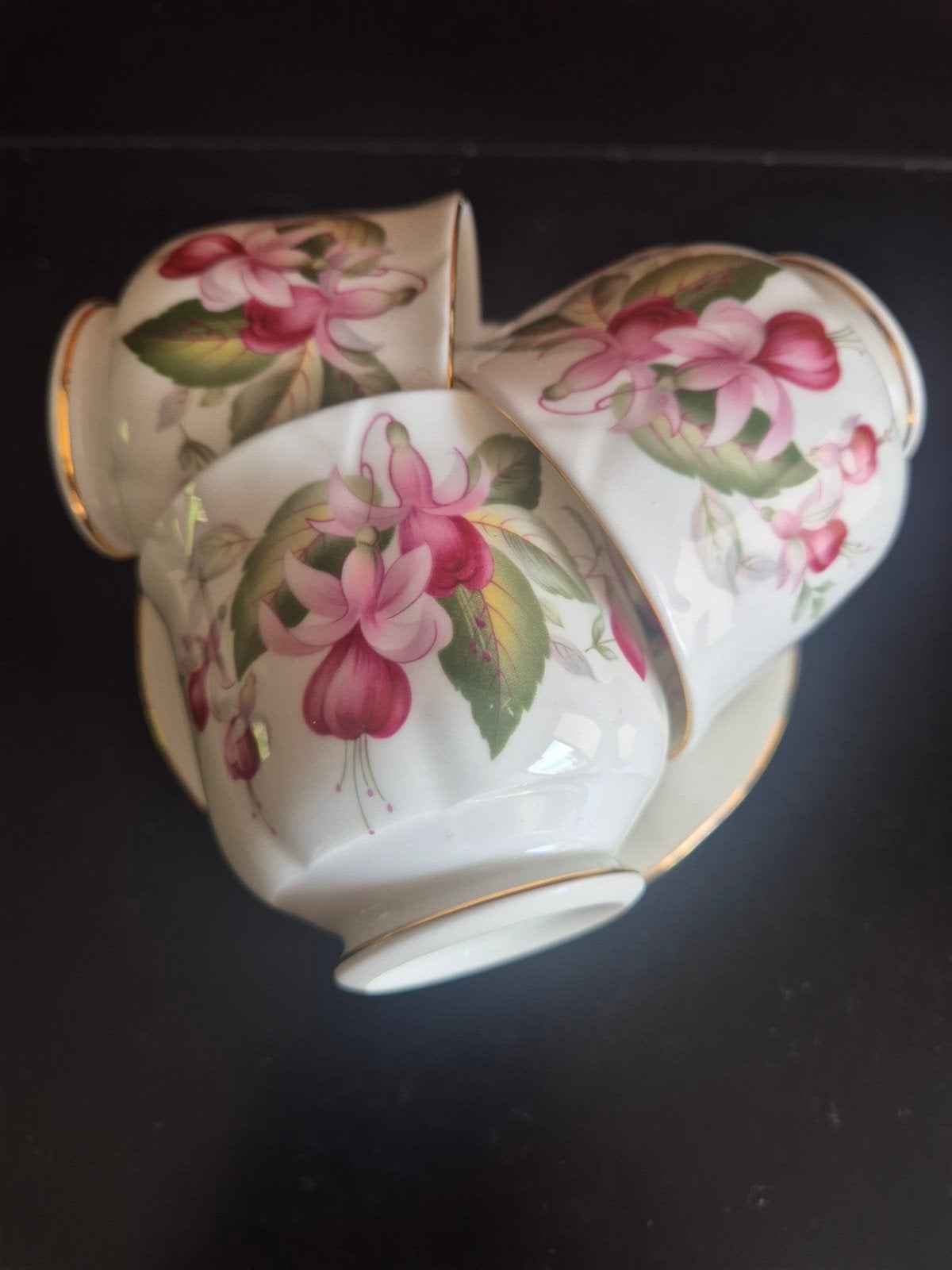 Fuchsia Duchess bone china porselein, Ophalen of Verzenden, Zo goed als nieuw, Porselein, Kop en/of schotel