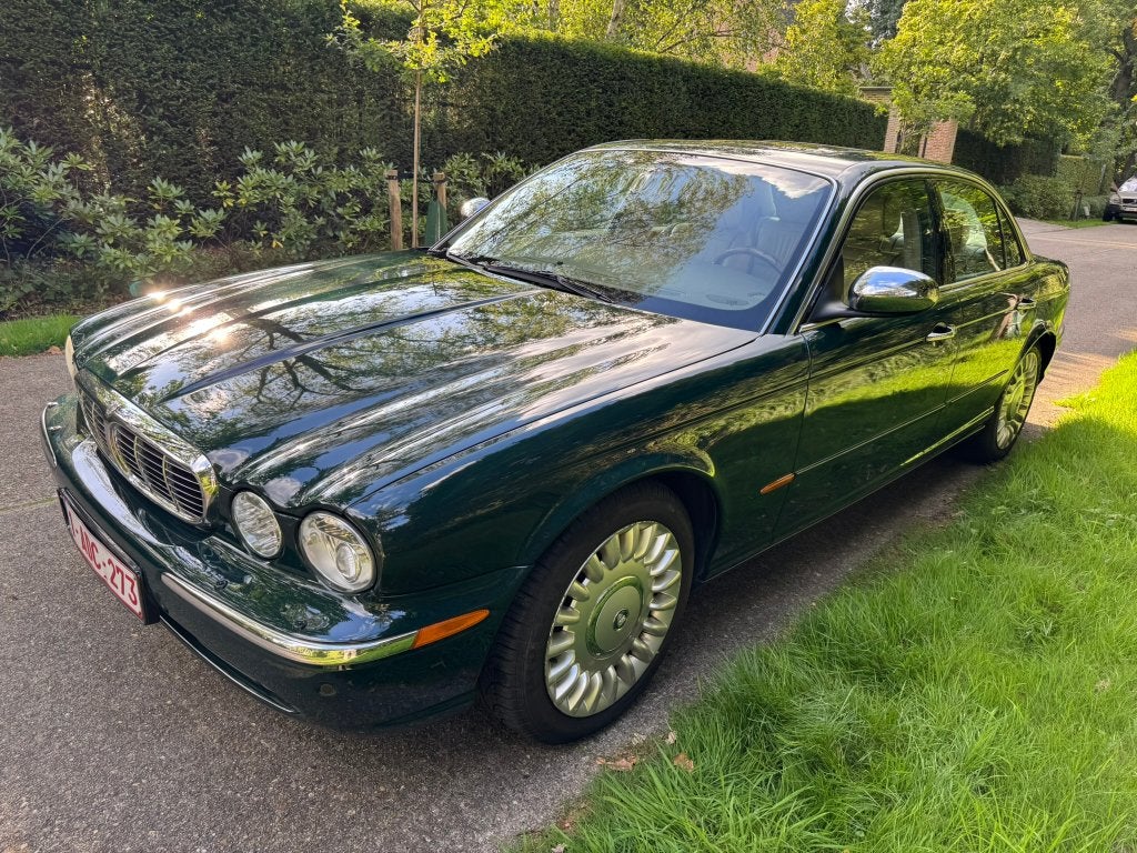 Jaguar XJ Super V8 nieuwe automaat en airco – topstaat, Auto's, Automaat, Dealer onderhouden, Particulier, Sedan