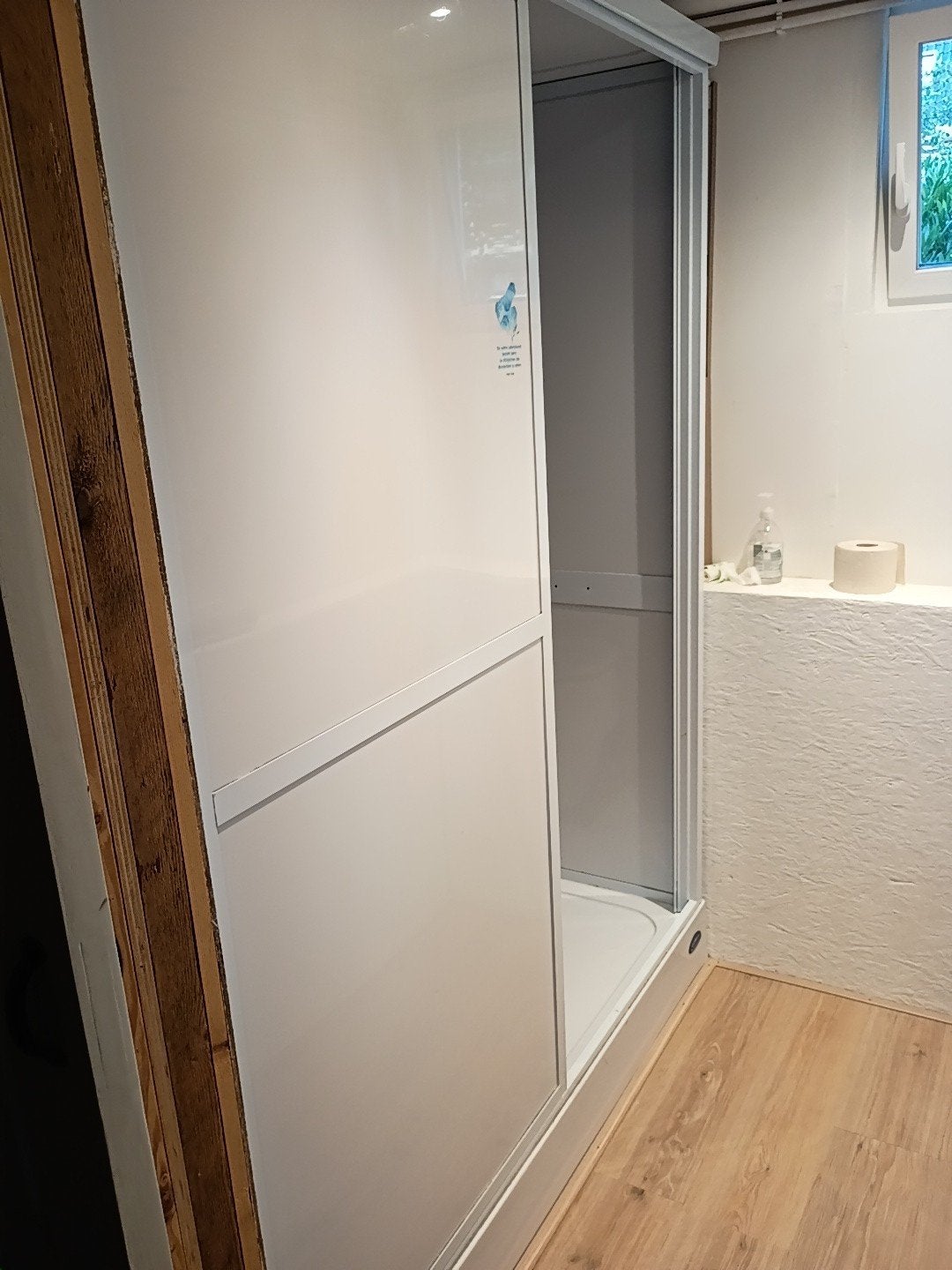 Big move mobile broyeur badkamer, Ophalen, Gebruikt, Met douche