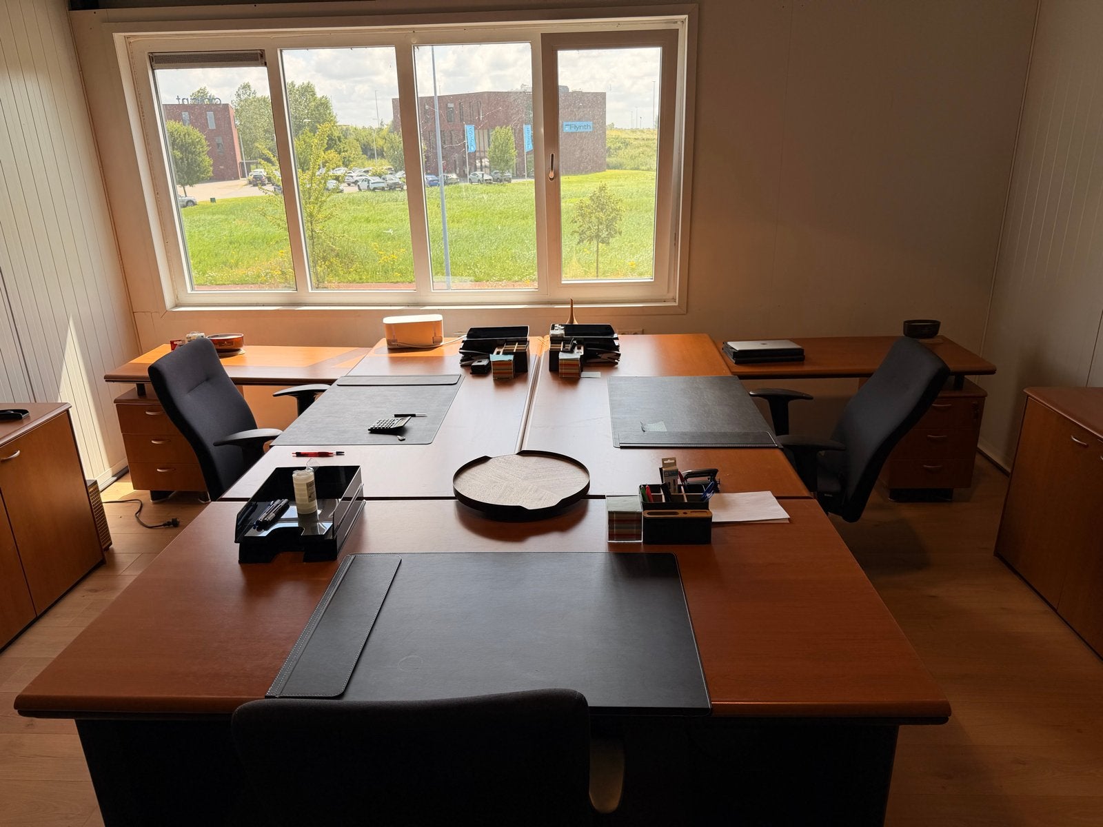 7 complete bureaus met lades en opbergruimte, Huis en Inrichting, Bureaus, Ophalen, 90 cm, Bruin, A