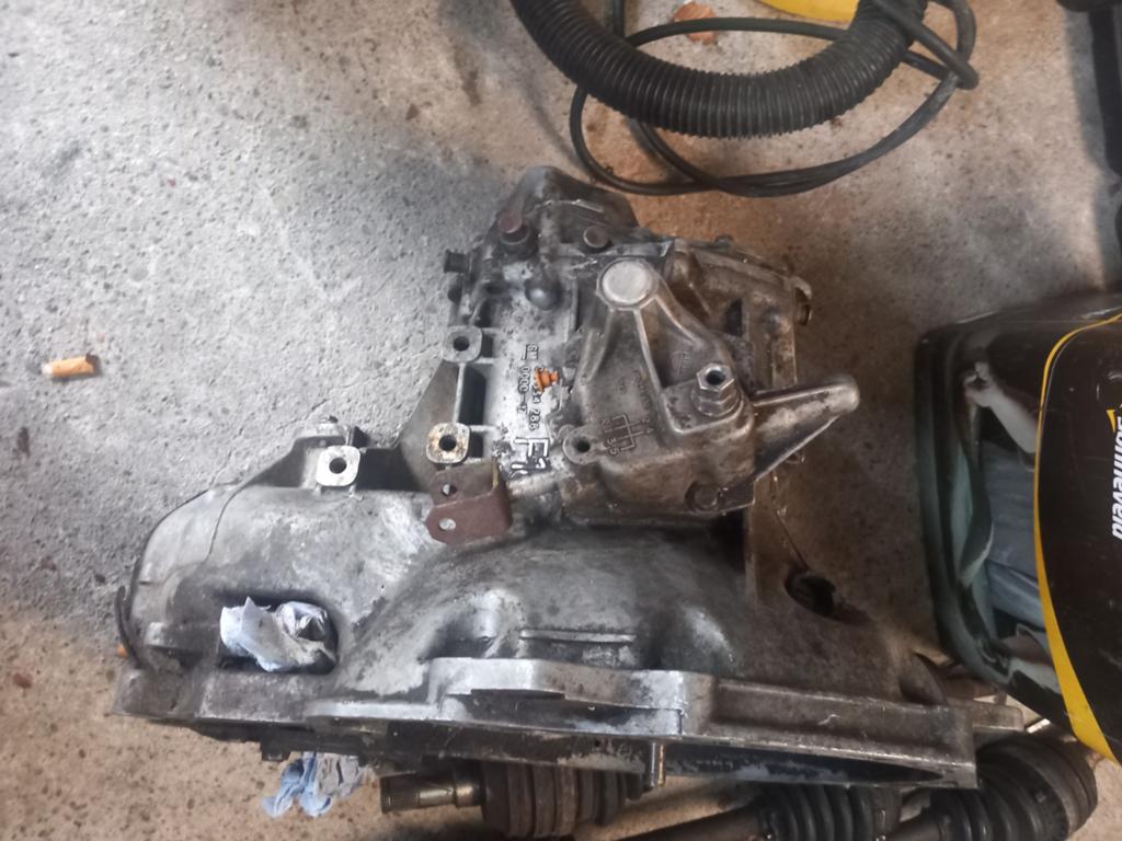 Opel F16 Versnellingsbak - Gebruikt, Ophalen, Opel