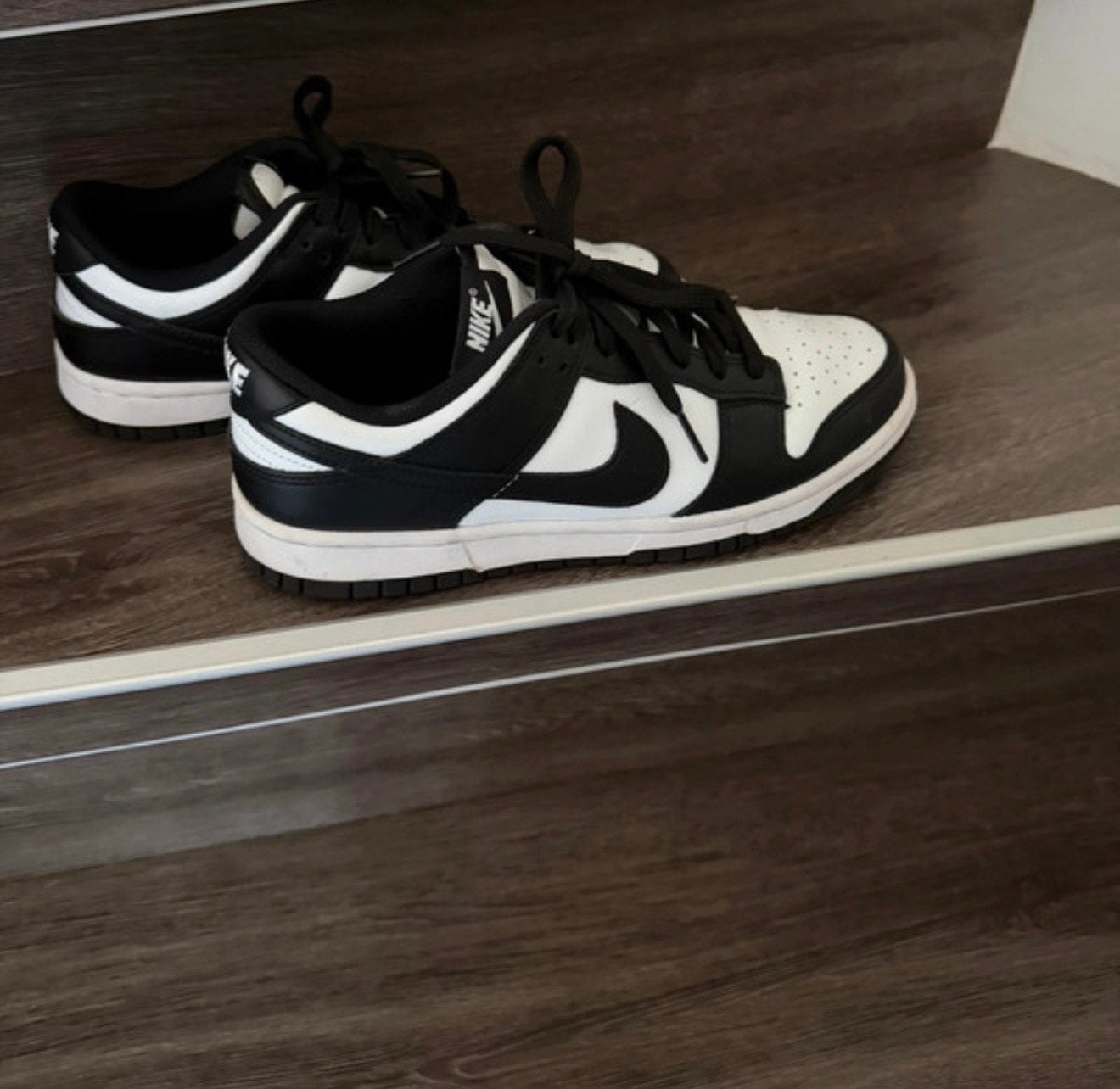 Nike dunk low, Wit, Ophalen of Verzenden, Sneakers of Gympen, Zo goed als nieuw