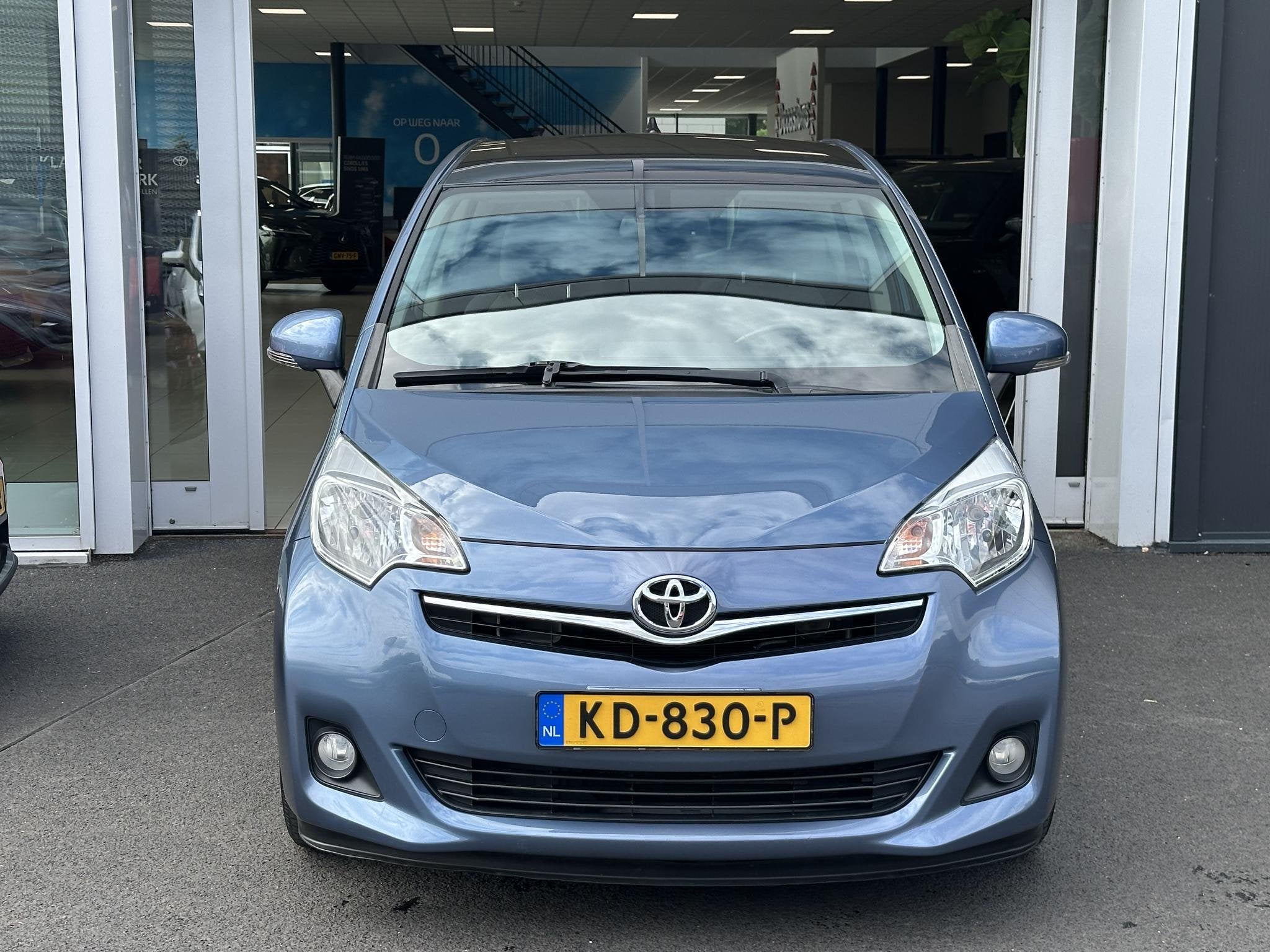 Toyota Verso-S 1.3 VVT-i Dynamic | Airco | Panoramadak | Tre, Euro 5, Stof, Gebruikt, Blauw