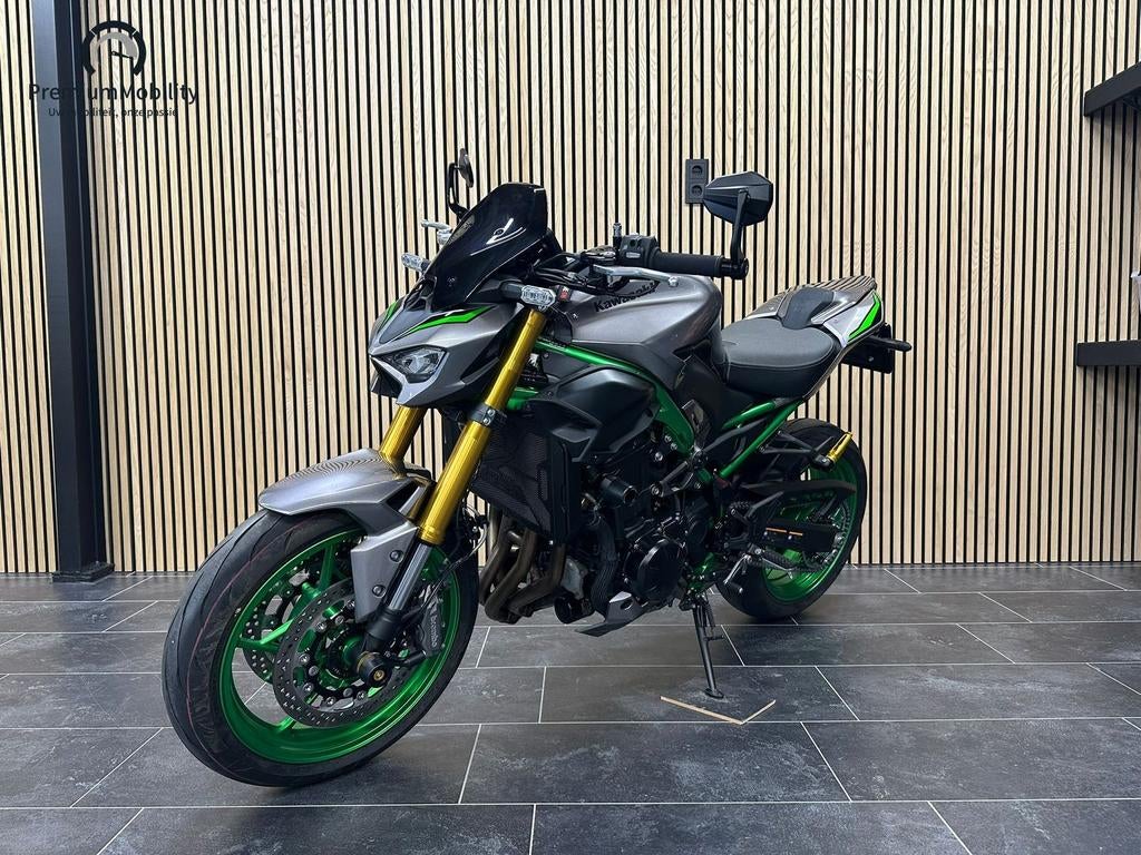 KAWASAKI Z900 SE PERFORMANCE (BJ 2025 / 2492 KM), 4 cilinders, Motorrijbewijs A, 948 cc, Bedrijf