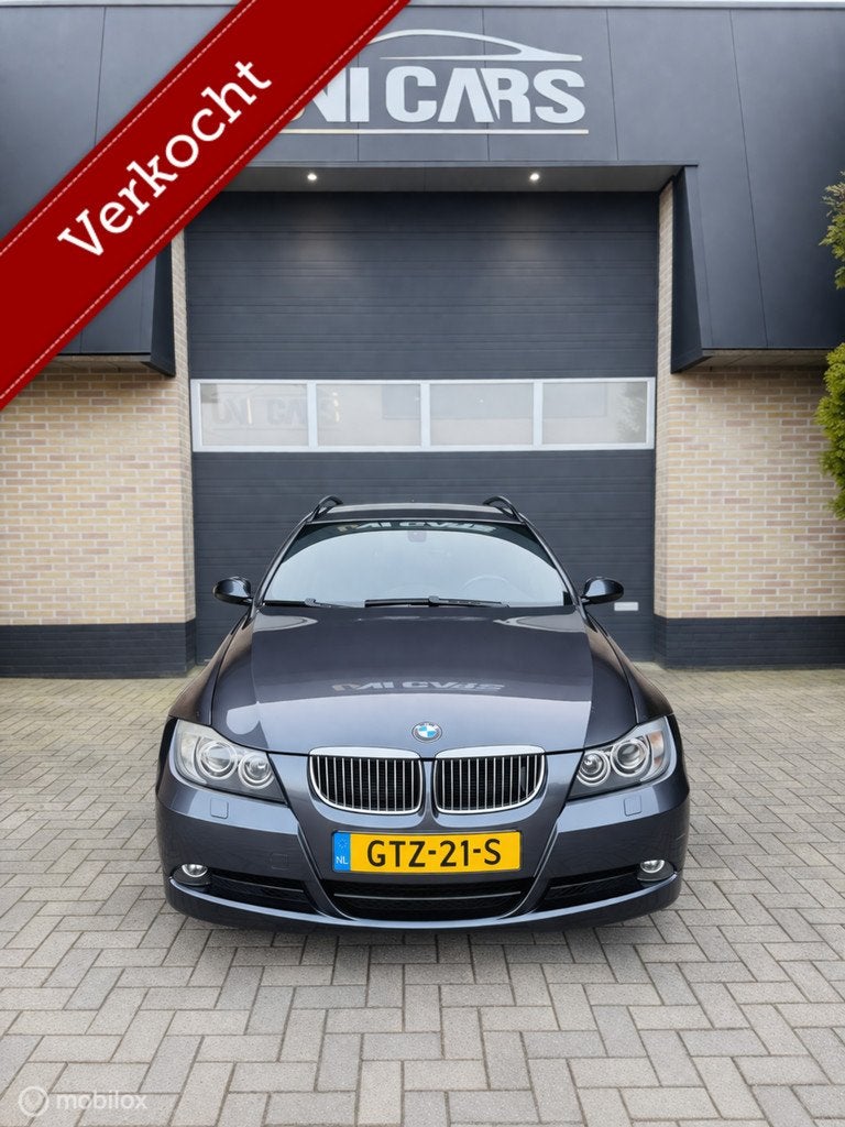 BMW 3-serie Touring 325xi High Executive |Automaat|Leer|Navi, Automaat, Gebruikt, 2494 cc, Parkeersensor