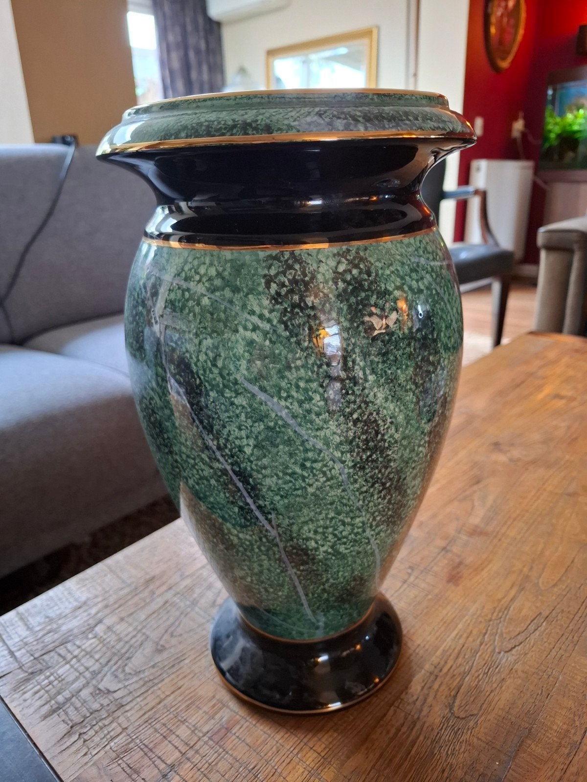 Vintage Groene Vaas met Gouden Accent 37 cm hoog, Antiek en Kunst, Ophalen of Verzenden