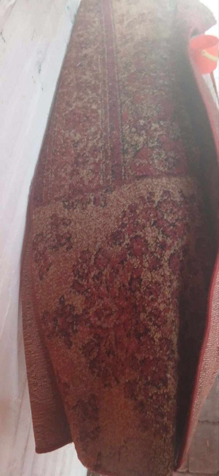 Rood tapijt met traditioneel patroon, Gebruikt, 100 tot 150 cm, Traditioneel, Bruin