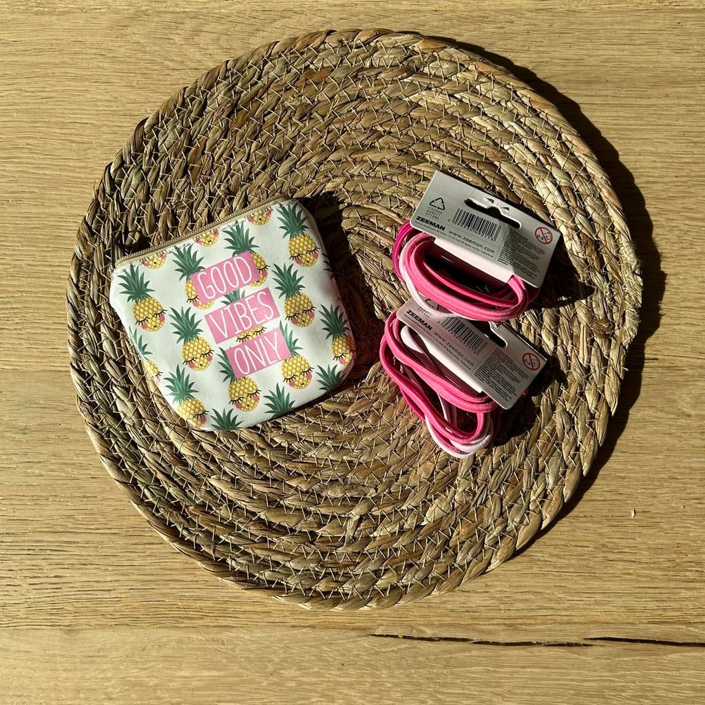 Ananas tasje en haar elastiekjes - nieuw, Sieraden, Tassen en Uiterlijk, Tassen | Damestassen, Ophalen of Verzenden, Nieuw, Roze