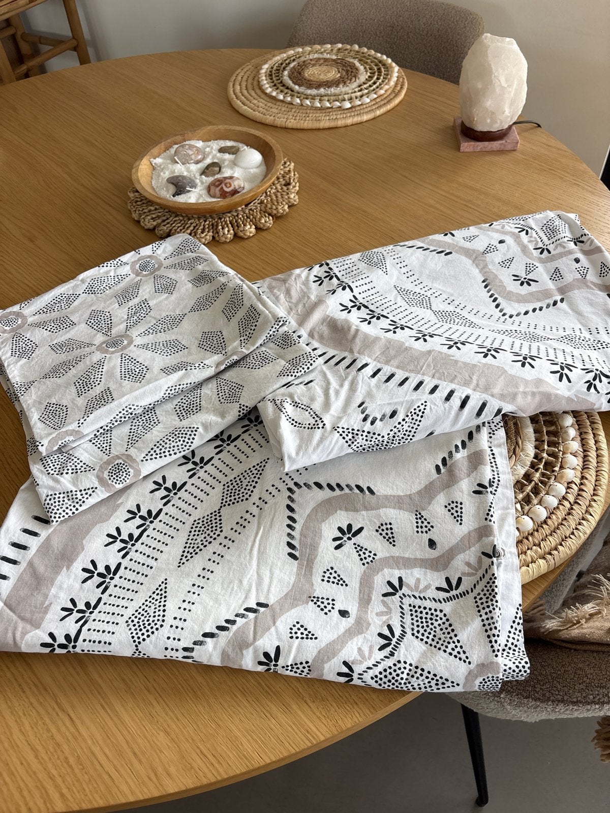 2x Eenpersoons Dekbedovertrek met Sloop - Wit/Zwart/Beige, Gebruikt, Eenpersoons, Meerkleurig, Dekbedovertrek