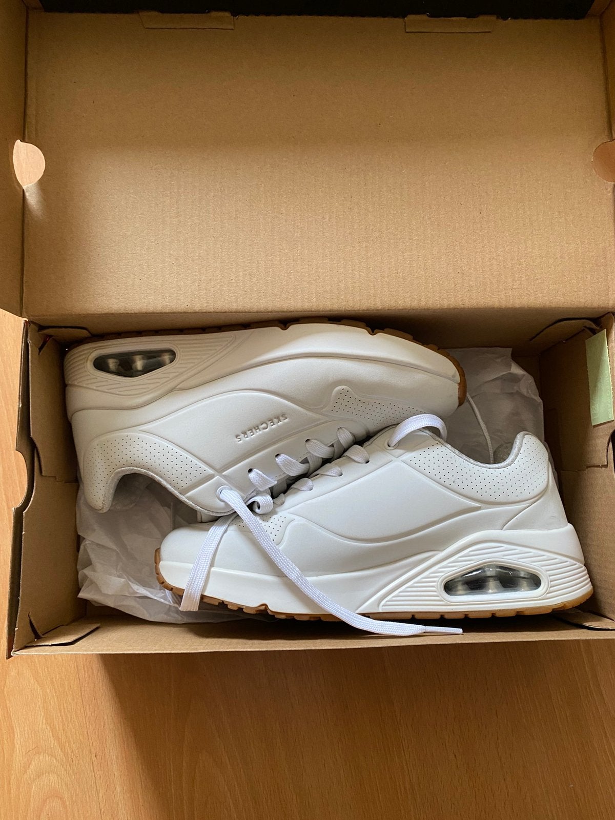 Witte Skechers Street Los Angeles, mt. 36 nieuwstaat, Meisje, Schoenen, Ophalen of Verzenden, Zo goed als nieuw