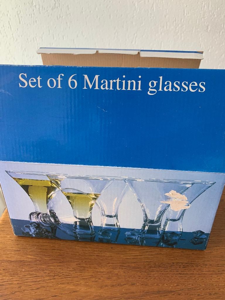 6 "Martini Glazen" in Doos Nieuw, Ophalen of Verzenden, Nieuw, Bierglas