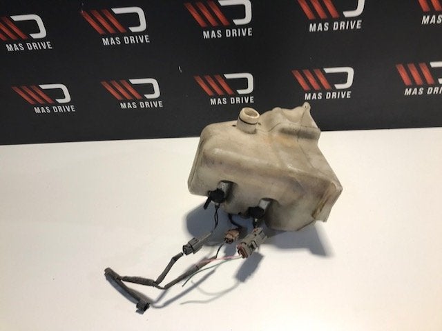 Nissan 300zx z32 ruitenwisservloeistoftank, Gebruikt