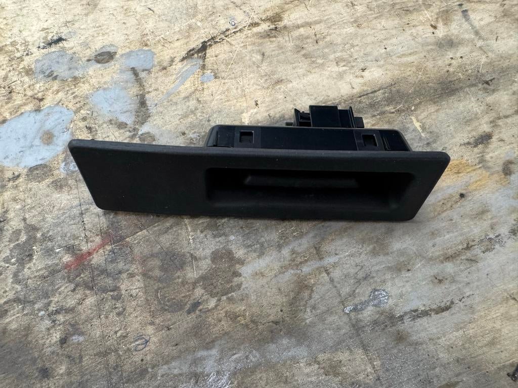 Handgreep kofferklep BMW 5-serie F11, Auto-onderdelen, Gebruikt, Achterklep, Ophalen of Verzenden, Achter